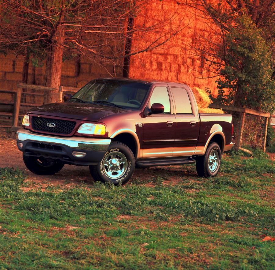  Ford F-150 SuperCrew Cab 2001 года  (фото 24 из 96)